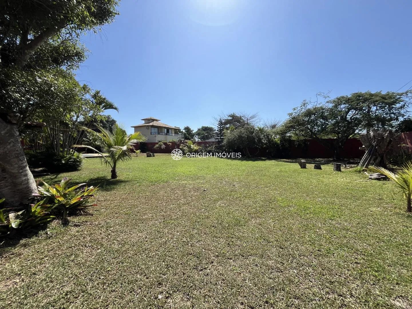 Frente jardim